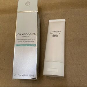 Shiseido Men Deep Cleansing Scrub